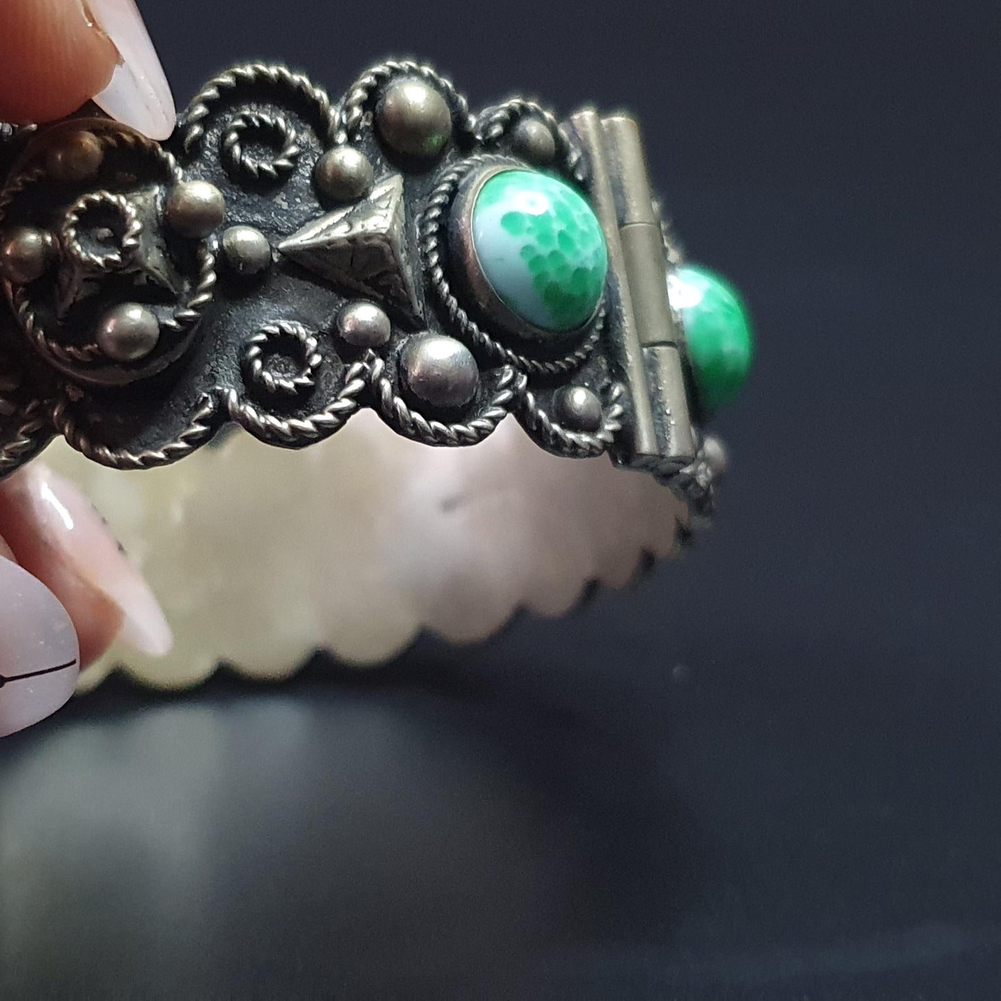 Alpacca silver ornate vintage cuff bangle,braclet,green peking glass, etruscan style,pin hinge, stackable braclets,statement jewellery