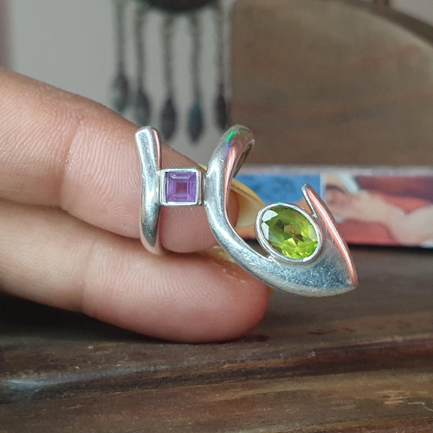 Vintage ring, handmade, thumb ring, Multi-stone, amethyst peridot, swirl ring,wrap ring, Unique Gifts, unusual design, 925,O, goth jewellery