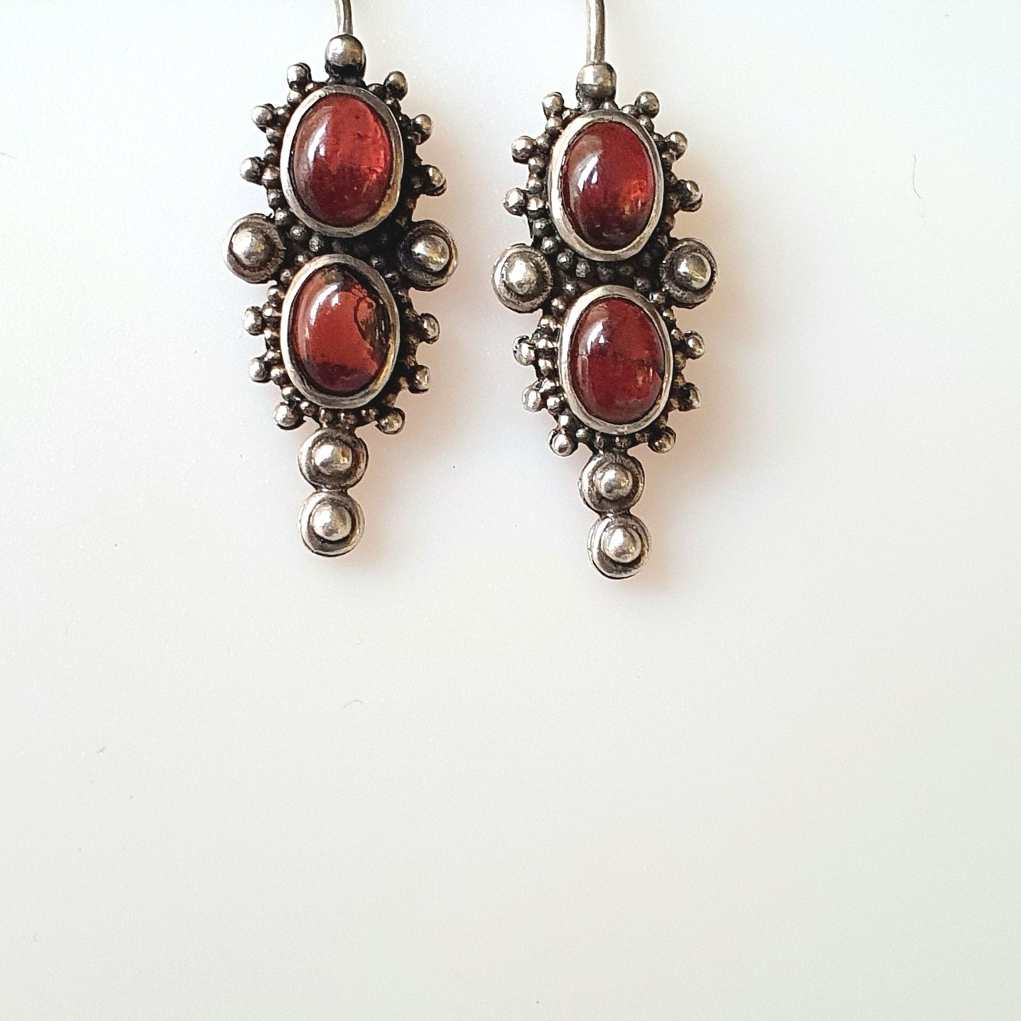 Dangle Drop Earrings, Garnet Red Gemstone, Indian Middle Eastern Design, Ethnic Jewellery, Unique Gifts, 925,Vintage condition, Desi Design