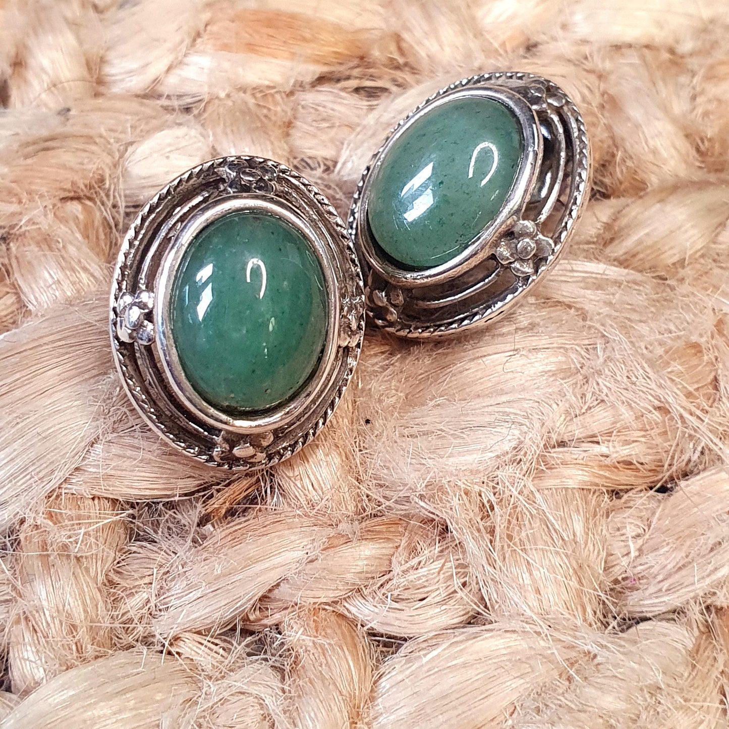 Sterling Silver Aventurine Oval Stud Earrings with Filigree. Dainty Green Earrings 925 Jewellery, Gift's for Women,Vintage Condition