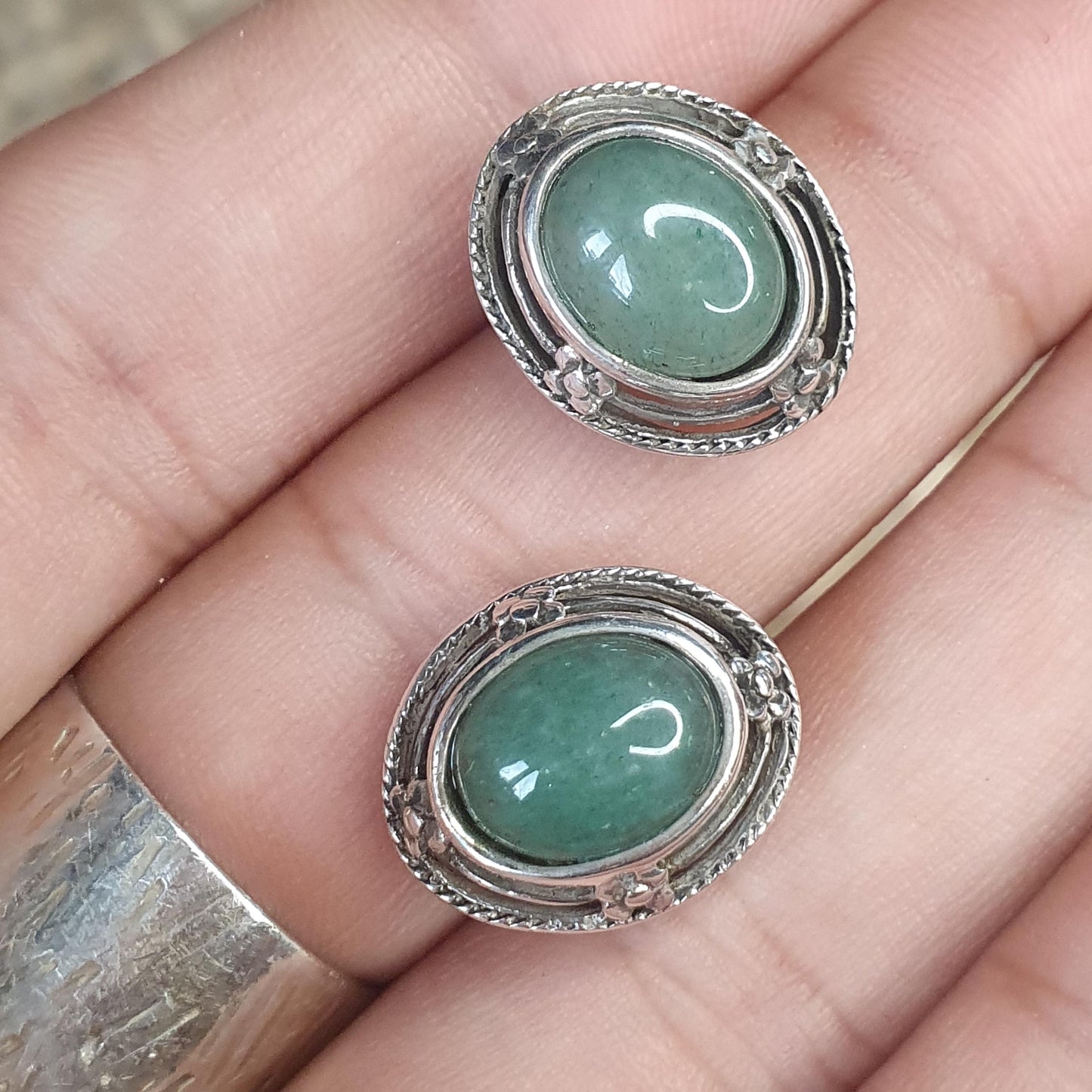 Sterling Silver Aventurine Oval Stud Earrings with Filigree. Dainty Green Earrings 925 Jewellery, Gift's for Women,Vintage Condition