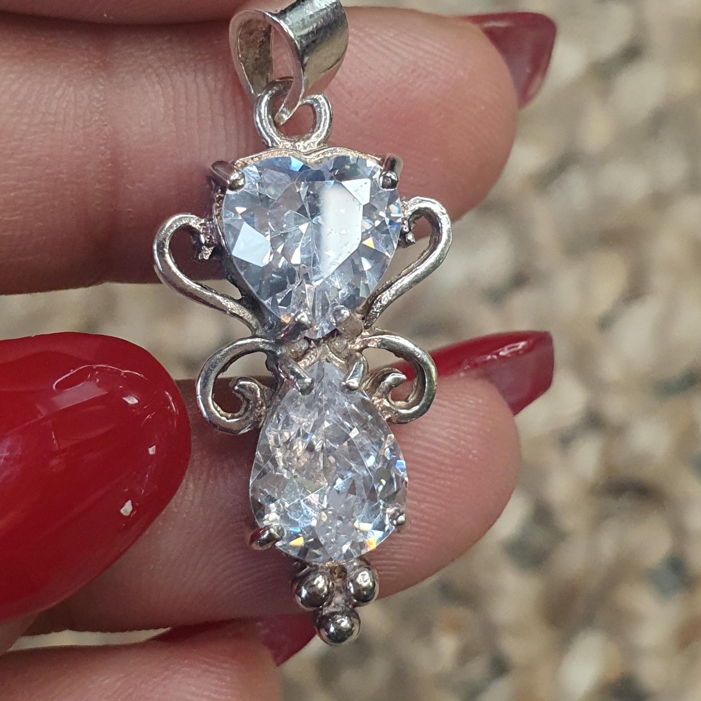 Cubic zirconia,pendants