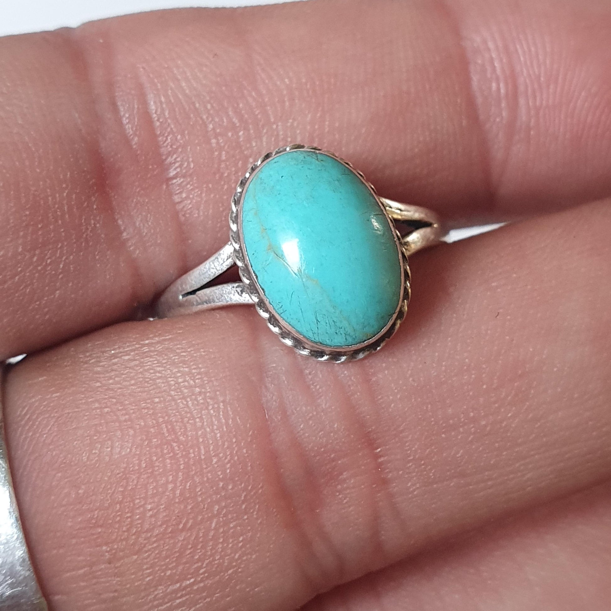 Dainty turquoise,ring