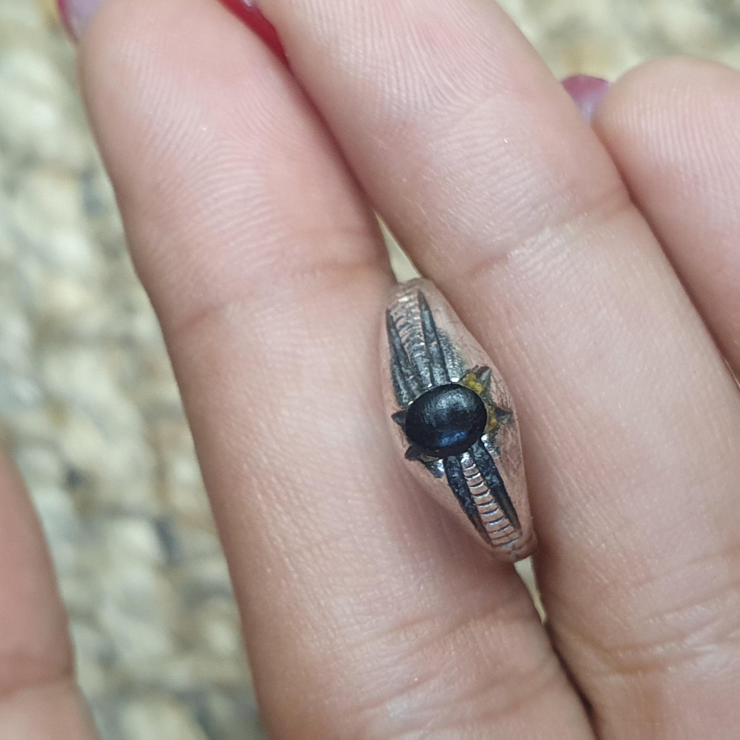 Signet Ring in Sterling Silver Suarium Style, Black Onyx Gemstone UK size K, Unisex Gifts, Unique Rare Timeless Accessory, Universal Jewelry