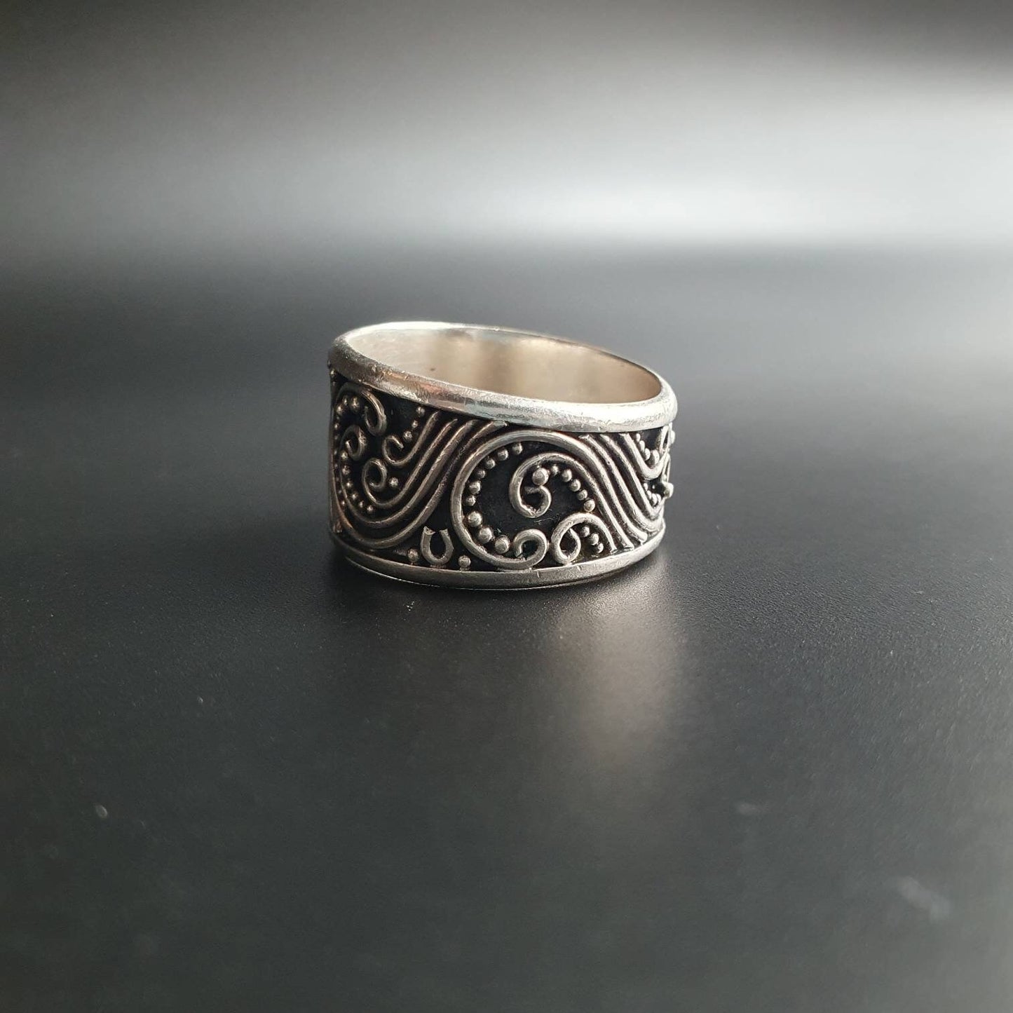 Band ring, suarti ring,suarti jewellery, filigree ring, sterling silver ring, statement ring, Unisex ring, mens rings, band ring, thumb ring