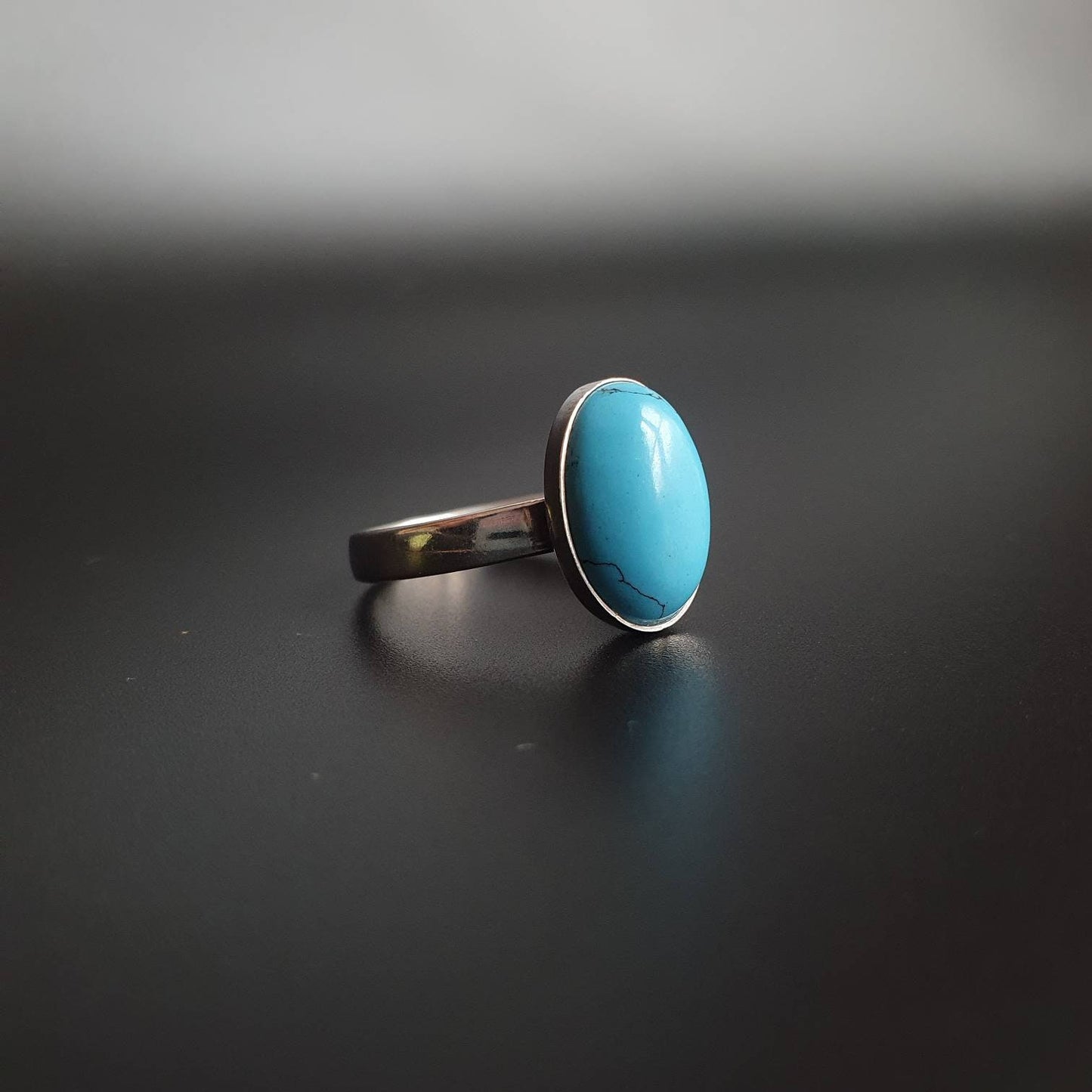 Sterling silver ring,  Turquoise gemstone