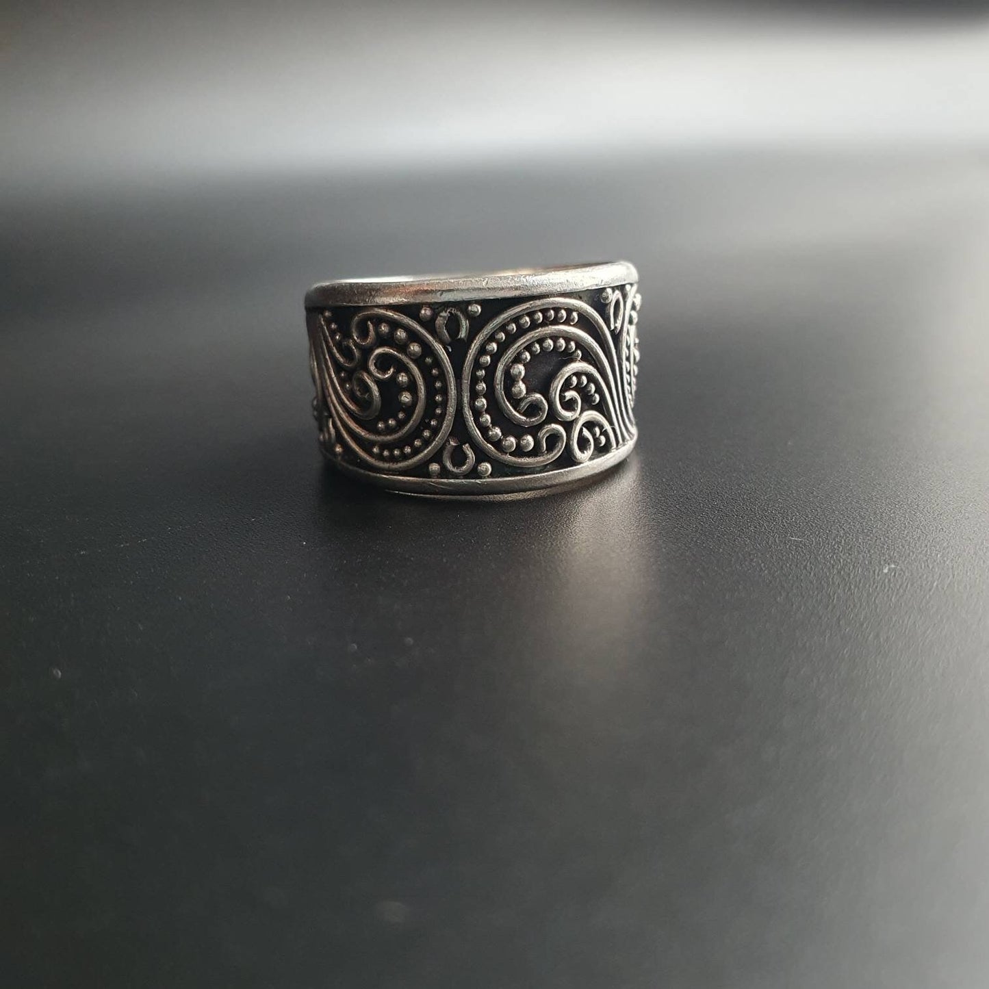 Band ring, suarti ring,suarti jewellery, filigree ring, sterling silver ring, statement ring, Unisex ring, mens rings, band ring, thumb ring