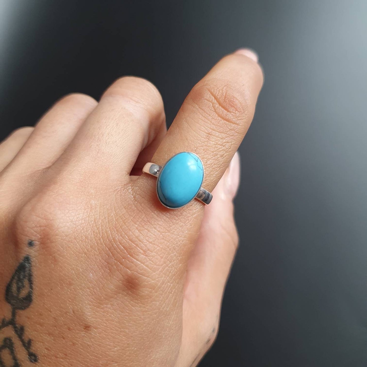 Sterling silver ring,  Turquoise gemstone