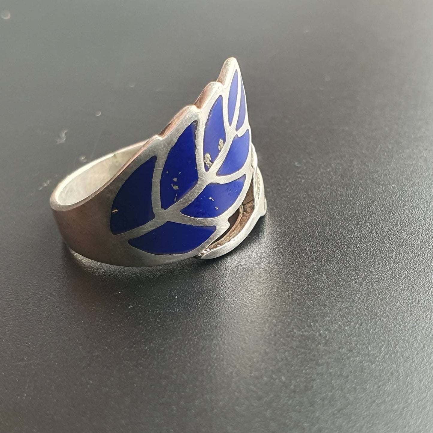 Ring, vintage handmade, jewelry, gifts, unique, jewelry, lapis lazuli, floral,flowers, leafs, sterling silver ring, statement, blue ring