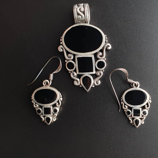 Vintage jewellery pendant and earrings set, vintage set, handmade, sterling silver, earrings, pendant, suarti, gothic, Victorian, historical